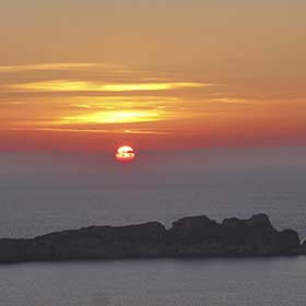 Bilderbuch Sonnenuntergang über dem Ionischen Meer (Foto: © Yogaplus/Susanne Weisheit)